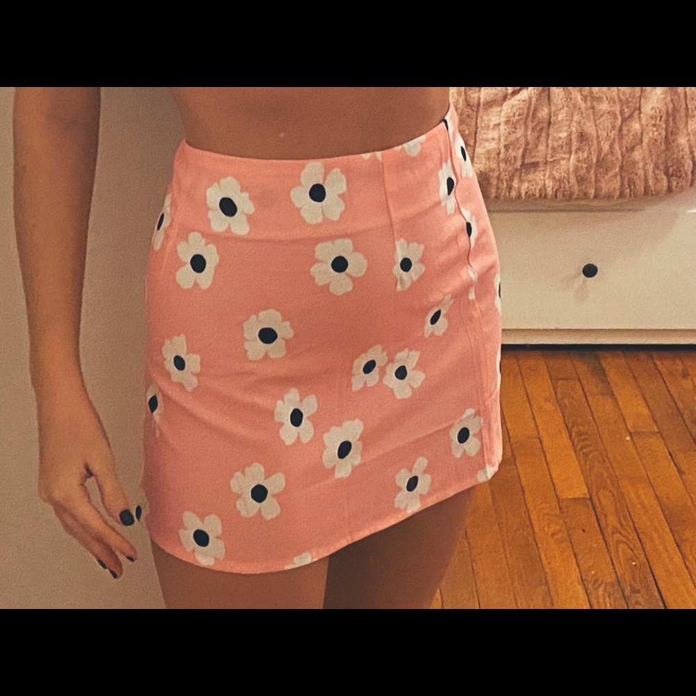 PRINCESS POLLY Y2K PINK FLOWERS MINI-SKIRT: SIZE 4